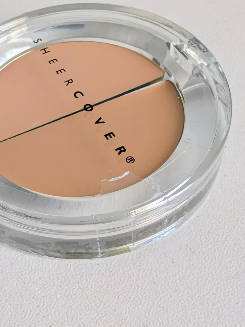 Sheer Cover Duo Concealer LIGHT/MEDIUM 3 g./.10 oz NEW & SEALED